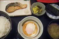 うどんや/新潟駅地下のレストラン街にある朝の定食です｡